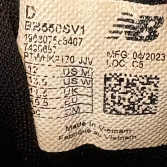 New Balance Shoes Mens Size 12 Black White 550 Retro Basketball Low BB550SV1 - Picture 7 of 9